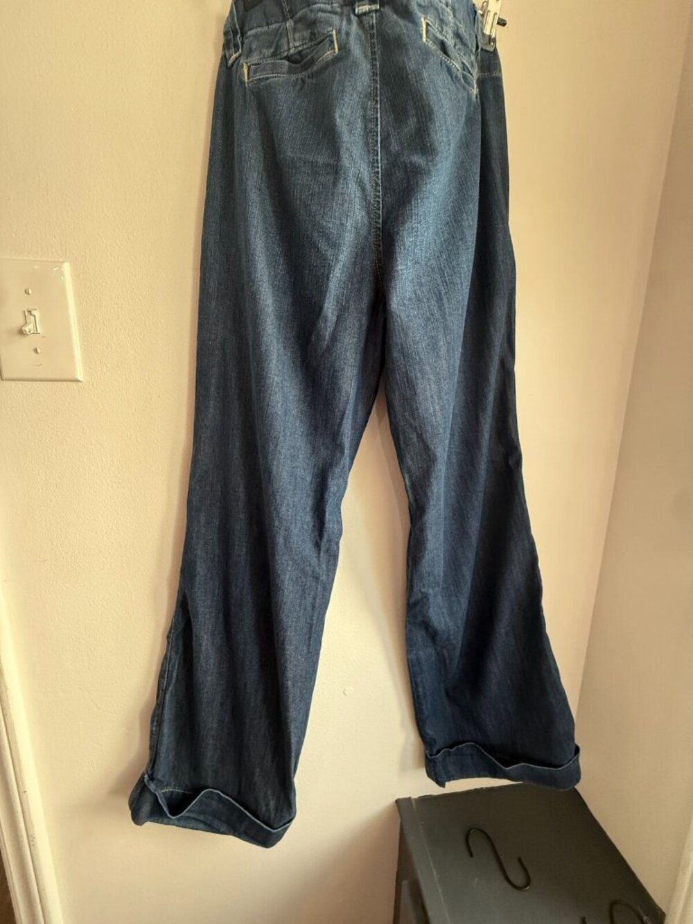 Banana Republic Urban Wide Leg Jeans Sz 6P Petite Cuffed